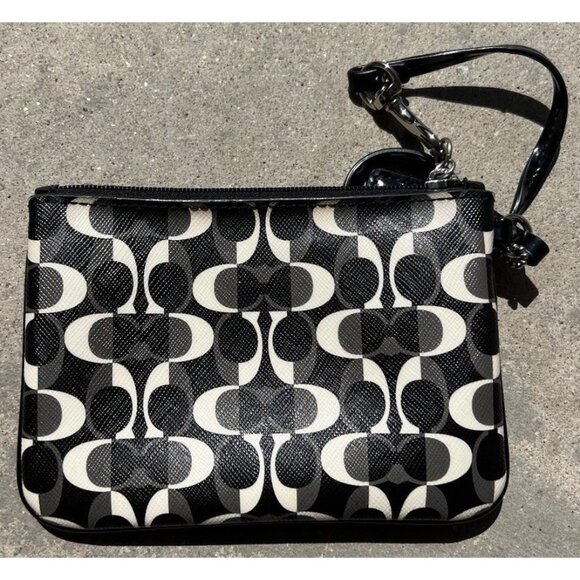 Coach Peyton Dream C East West Swingpack Black & White Logo Bag Purse 6x4.5 - Picture 13 of 15